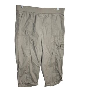 Chicos Womens Capri Cargo Pants Tan Elastic Waist Pockets Roll Cuff Size 14 2.5